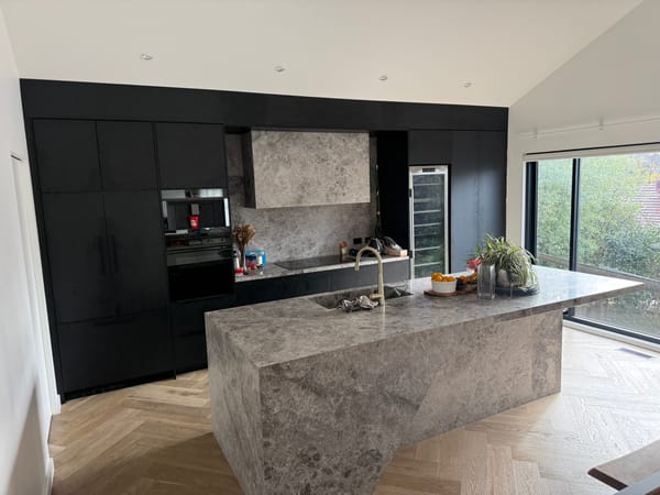 East Keilor — Kitchen — image 3