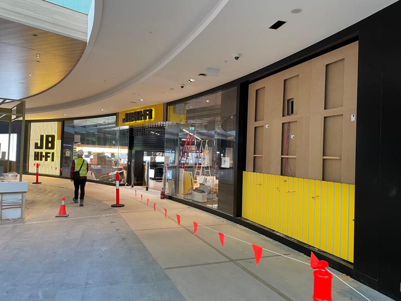 JB HI-FI Loganholme